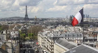 Fransa'da 21 vilayette sıcaklıklar nedeniyle turuncu alarm verildi