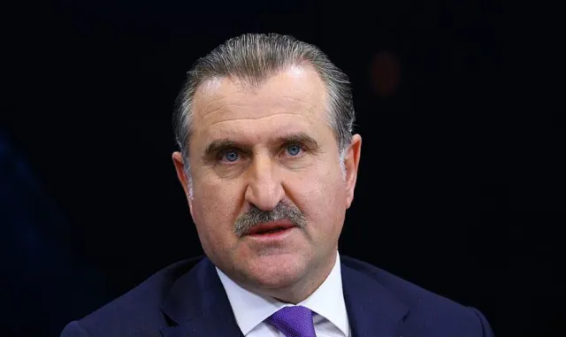 Gençlik ve Spor Bakanı Bak, Amasya'da spor salonunun açılışında konuştu