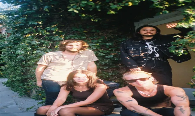 İngiliz rock grubu Wolf Alice, İstanbul konseri öncesi yeni şarkılarını duyurdu