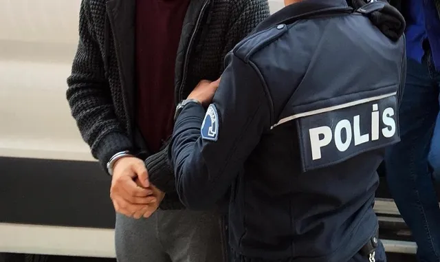 İstanbul'daki cinayetin firari 2 zanlısı Kapıkule'de yakalandı