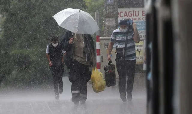 Kastamonu ve Sinop için gök gürültülü sağanak uyarısı