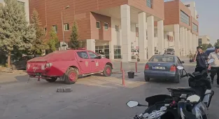 Mardin'de itfaiye aracının çarpması sonucu ölen itfaiye eri son yolculuğuna uğurlandı 