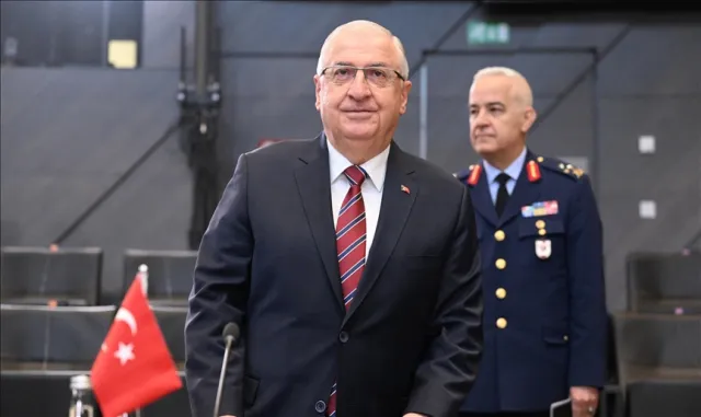 Milli Savunma Bakanı Güler, KKTC'de 14'üncü Zırhlı Tugay Komutanlığını ziyaret etti: