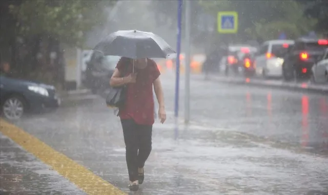 Samsun için gök gürültülü sağanak uyarısı
