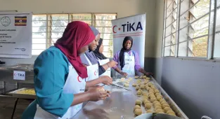TİKA'dan Uganda'da kadınların mesleki eğitimine destek