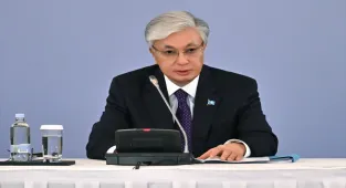 Tokayev, Kazakistan'ın, Çin'i Avrupa'ya bağlayan başlıca lojistik merkez olması gerektiğini söyledi