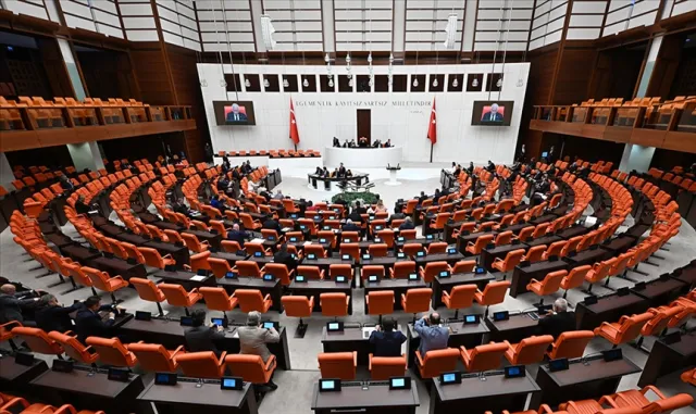 TSK ile ilgili düzenlemeleri de içeren kanun teklifi TBMM Genel Kurulunda kabul edildi (2)