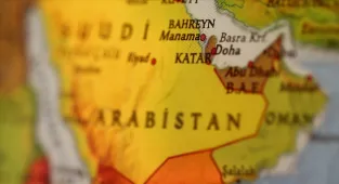 Umman haber ajansı: Umman'ın Musandam ilindeki bazı noktalar kamikaze İHA'larla hedef alındı