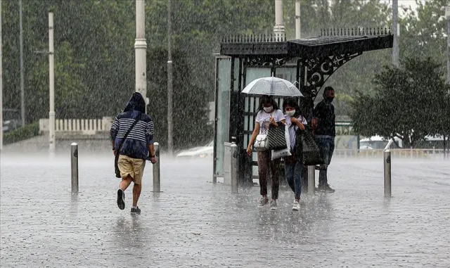 Alanya'da sağanak etkili oldu