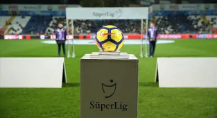 Amed Sportif Faaliyetler, Süper Lig'deki ilk maçına çıktı