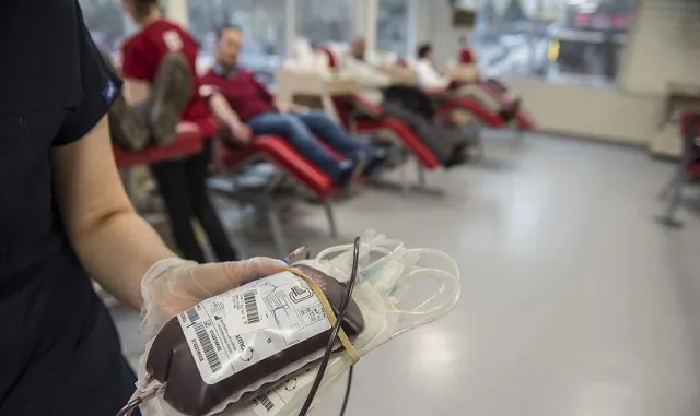 Bahçelievler'de Kızılay'ın kan bağışı çadırı kuruldu