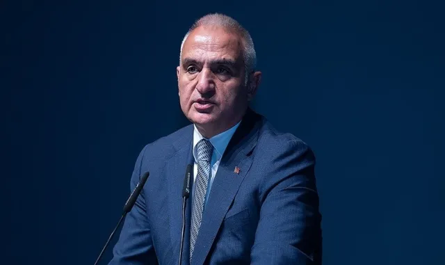 Bakan Ersoy'dan Tralleis'teki 2 bin yıllık antik havuza ilişkin paylaşım: