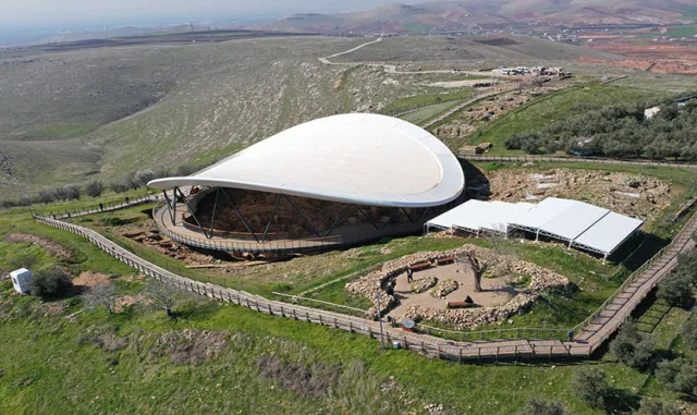 Göbeklitepe'nin kuzeyinde ilk kez kazı çalışmaları başladı