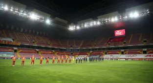 Kayserispor, 15 futbolcuyu kadrosuna kattı