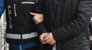 Kırıkkale'de düğünde havaya ateş eden 2 şüpheli yakalandı