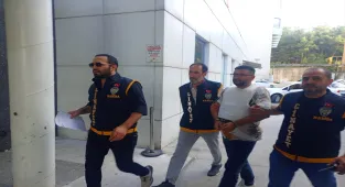 Manisa'da baba ve oğlunu öldürdüğü iddiasıyla yakalanan şüpheli tutuklandı