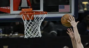 NBA'in en fazla galibiyet alan ikinci başantrenörü Don Nelson hayatını kaybetti
