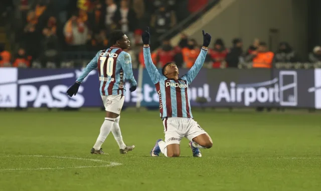 Salah, Trabzonspor için İstanbul'da