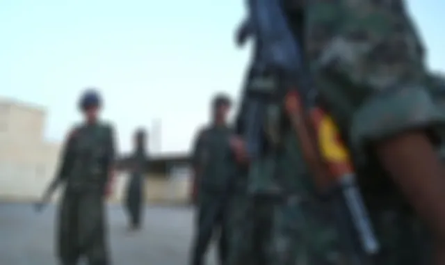 Suriyeli yetkili, terör örgütü YPG'nin feshedilmesine ilişkin duyurunun çok yakında yapılacağını söyledi
