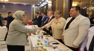 AK Parti Genel Başkan Yardımcısı Uygur, Mardin'de STK temsilcileriyle buluştu: