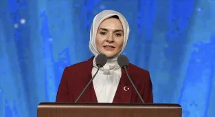 Bakan Göktaş, Kalben Çocuk Köyü'nde devlet himayesindeki çocuklarla bir araya geldi: