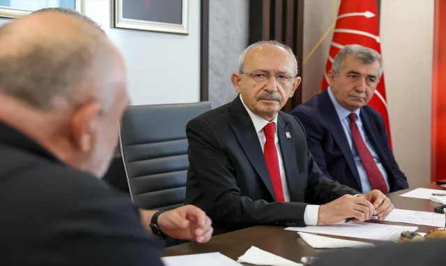 CHP Genel Başkanı Kılıçdaroğlu, gazilerle bir araya geldi