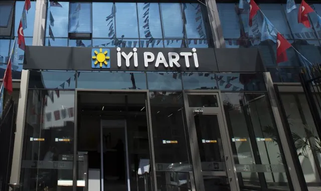 İYİ Parti Genel Başkan Yardımcısı Türkoğlu, Kayseri'de partililerle buluştu