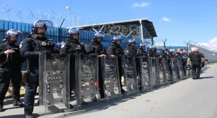 Lahey'de yargılanan eski Kosova Cumhurbaşkanı Thaçi'ye 25 yıl hapis cezası (GÜNCELLEME)