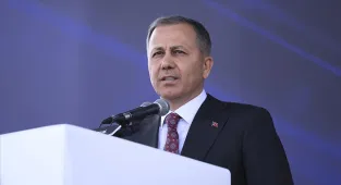 Minik güreşçilerden Hamza Yerlikaya'ya ziyaret